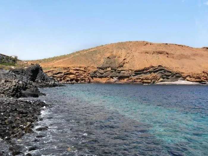El Drago Apartment Fiber ,A/C,Near Ocean طوستا ديل سيلونثيو